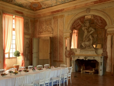 Table dressée au château de Condé